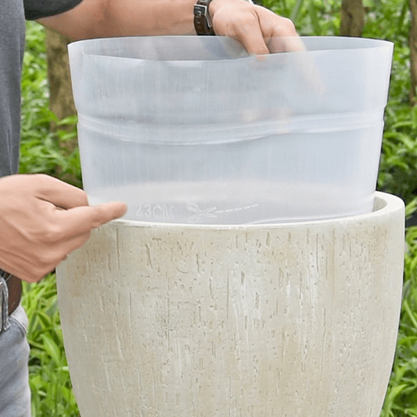 Liner in plastica trasparente per coltivazione in idrocolura.
